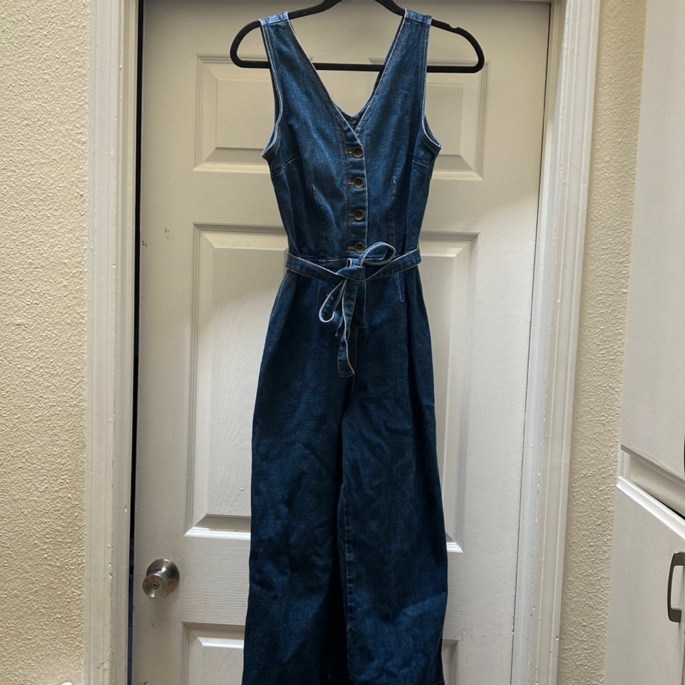 Universal Thread Sleeveless Denim Jean Jumper Size 4